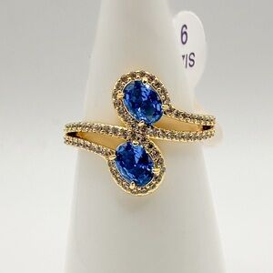 BOMB PARTY SAY YES TO THE SPARKLE size 9